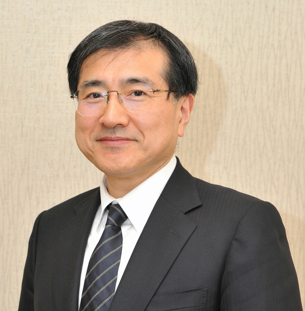 第2代： 國土　典宏