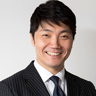 副委員長　裵　　英洙